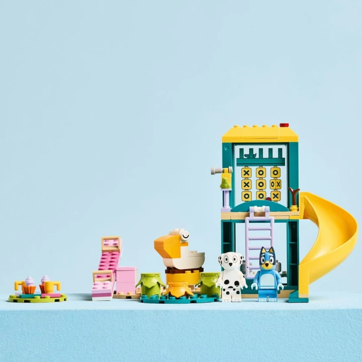 LEGO Blue i Łatko na placu zabaw 4+